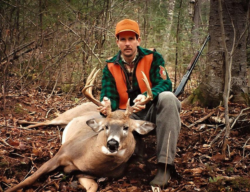 SIGNPOSTS: A Beginner’s Guide to the Art of Deer Stalking: Essential Tips and Techniques for Success - Big Woods Bucks